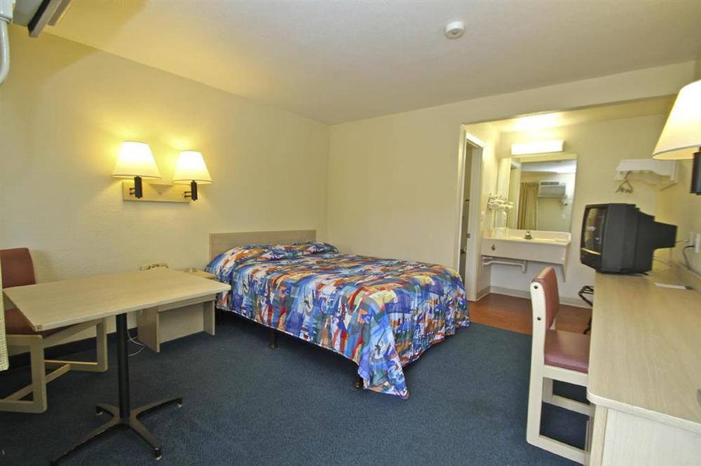 Motel 6-Nashua, Nh Room photo